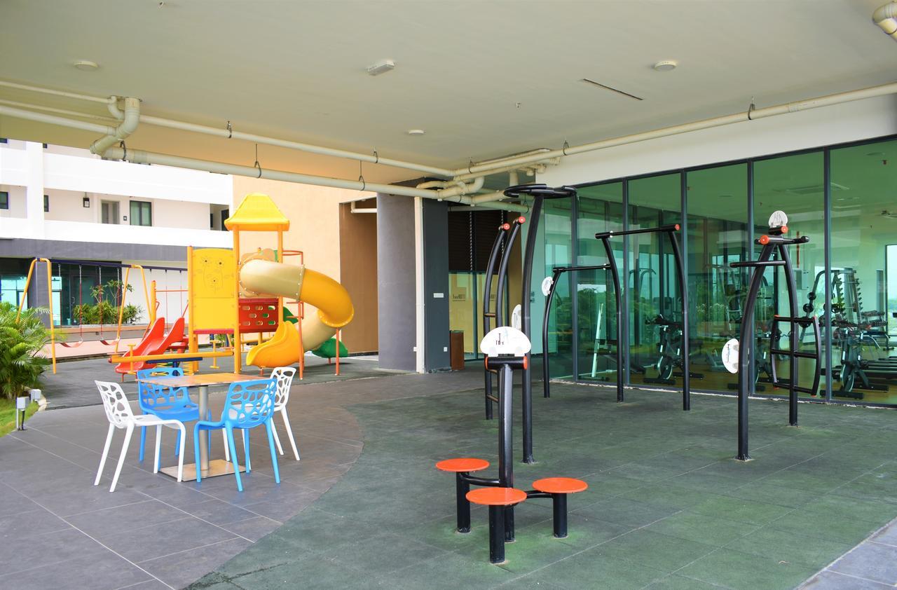 D'Wharf Hotel & Serviced Residence Port Dickson Dış mekan fotoğraf
